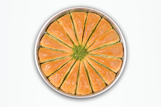 Antepzade Baklava Triangle Pistachios Round Tray